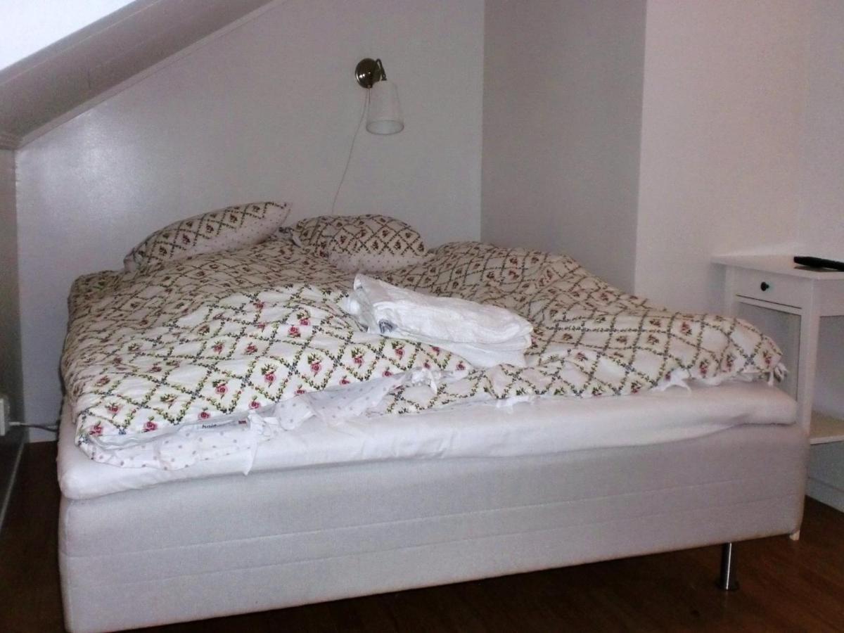 Trollhaettans Bed And Breakfast Trollhättan Quarto foto
