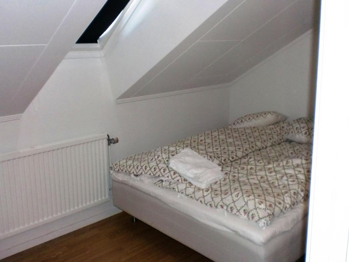 Trollhaettans Bed And Breakfast Trollhättan Quarto foto