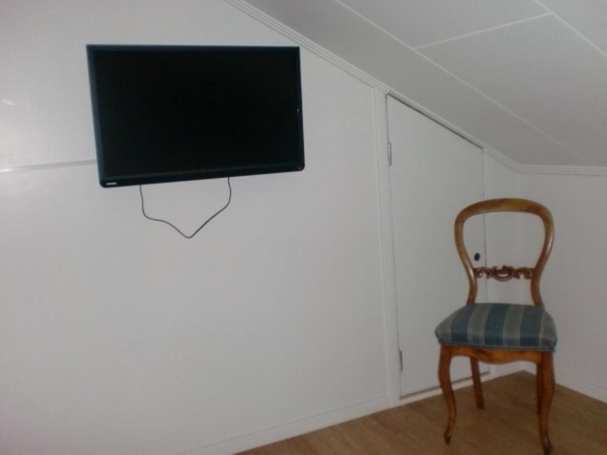 Trollhaettans Bed And Breakfast Trollhättan Quarto foto