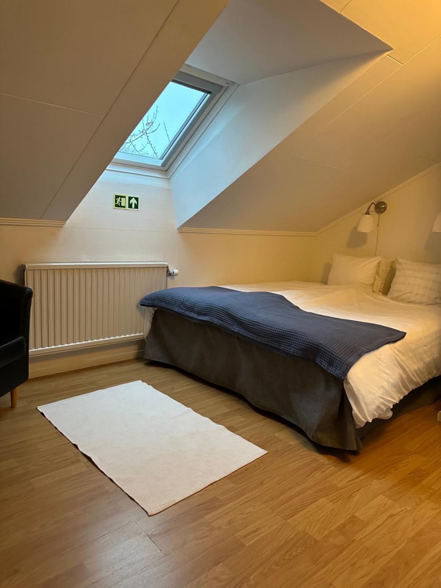Trollhaettans Bed And Breakfast Trollhättan Exterior foto